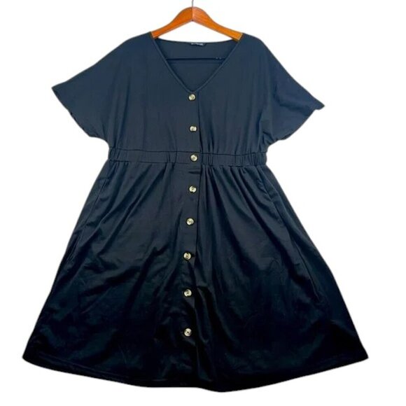 BloomChic Dress Black Elastic Waist Buttons Size 14/16 - Picture 1 of 5